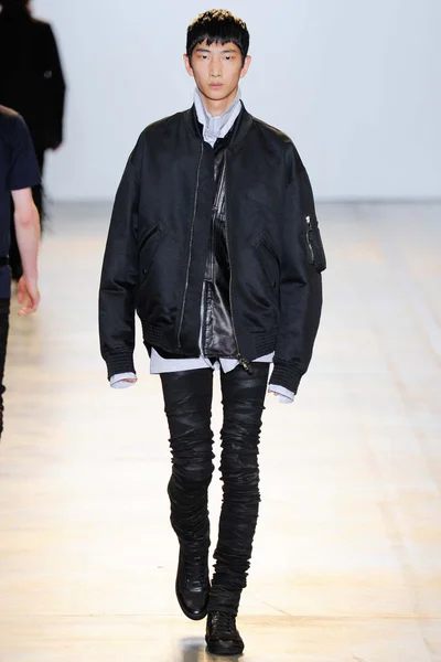 Look 4